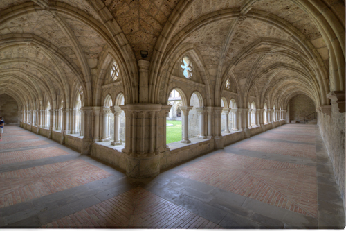 Galerías este y sur del monasterio de Irantzu